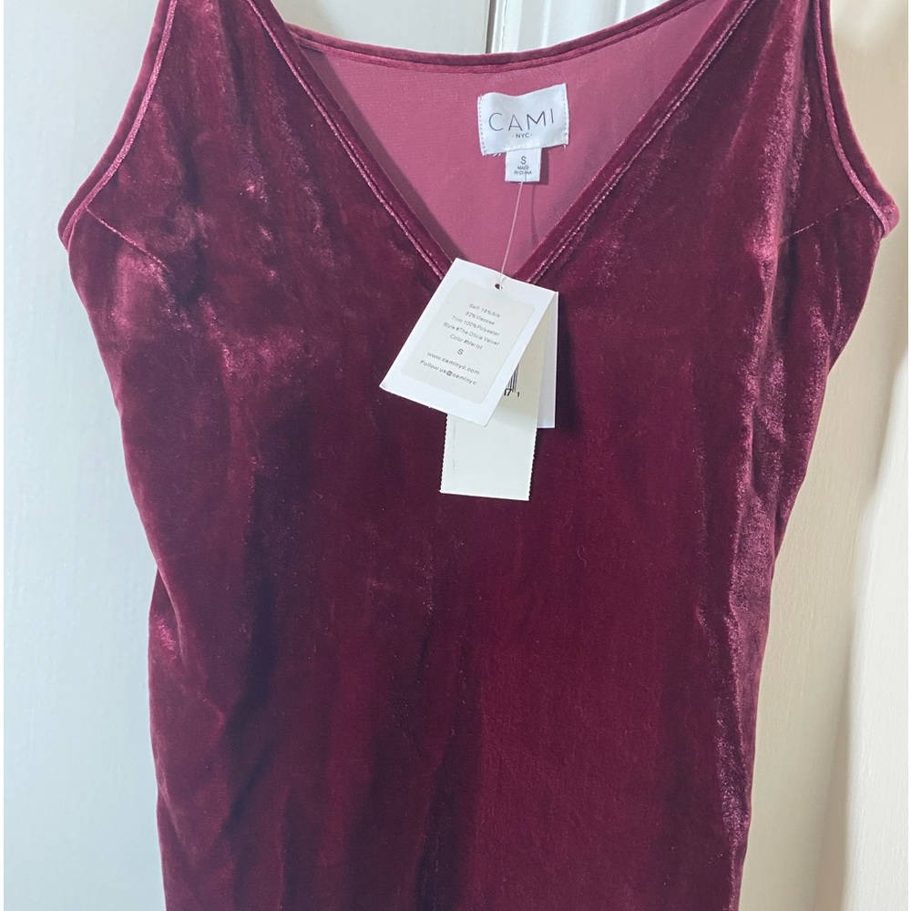 Cami velvet top size S NWT